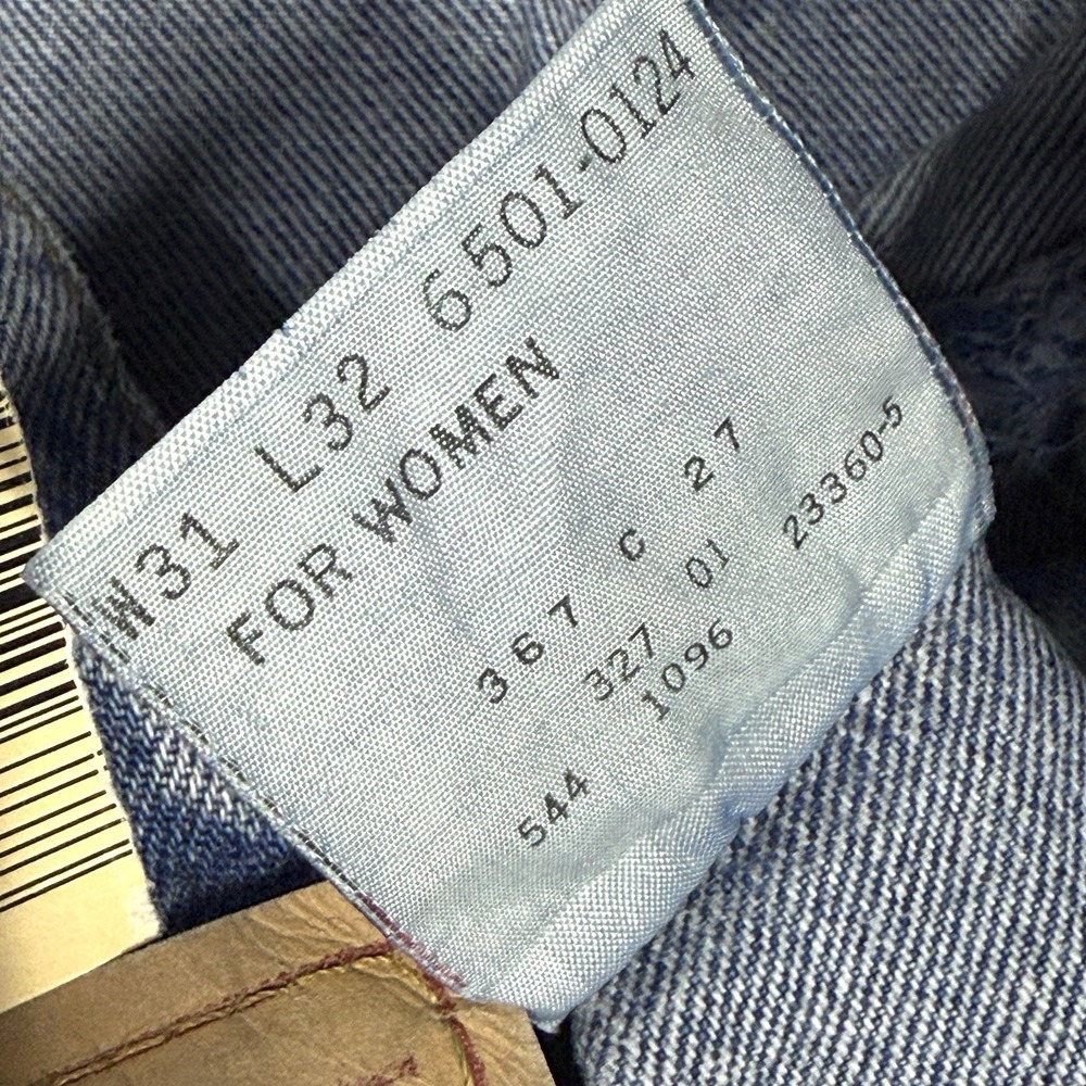 Vintage Levis 501 Jeans Women 31x32 DEADSTOCK 90s Denim USA Made Medium Wash NWT - Picture 7 of 16